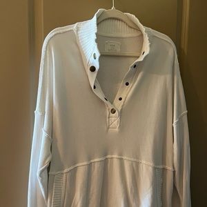 Aerie oversized off white pullover, size L, worn once